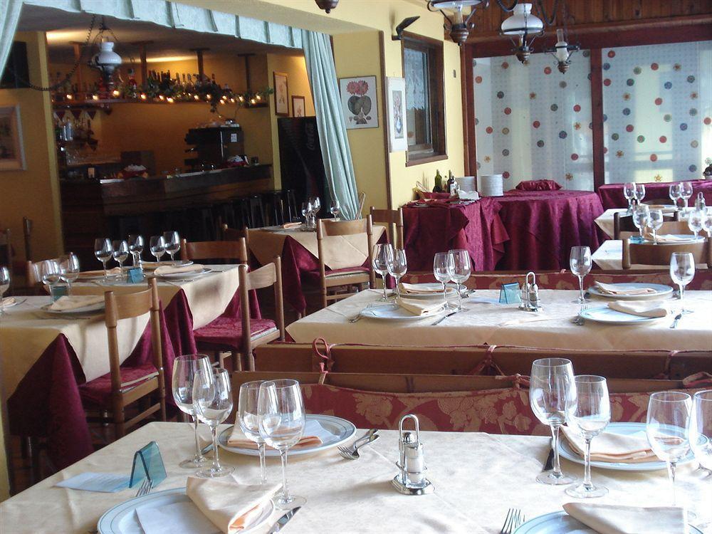 Hotel Biancaneve Sestriere Exterior photo