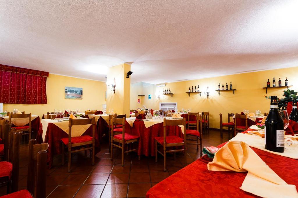 Hotel Biancaneve Sestriere Exterior photo