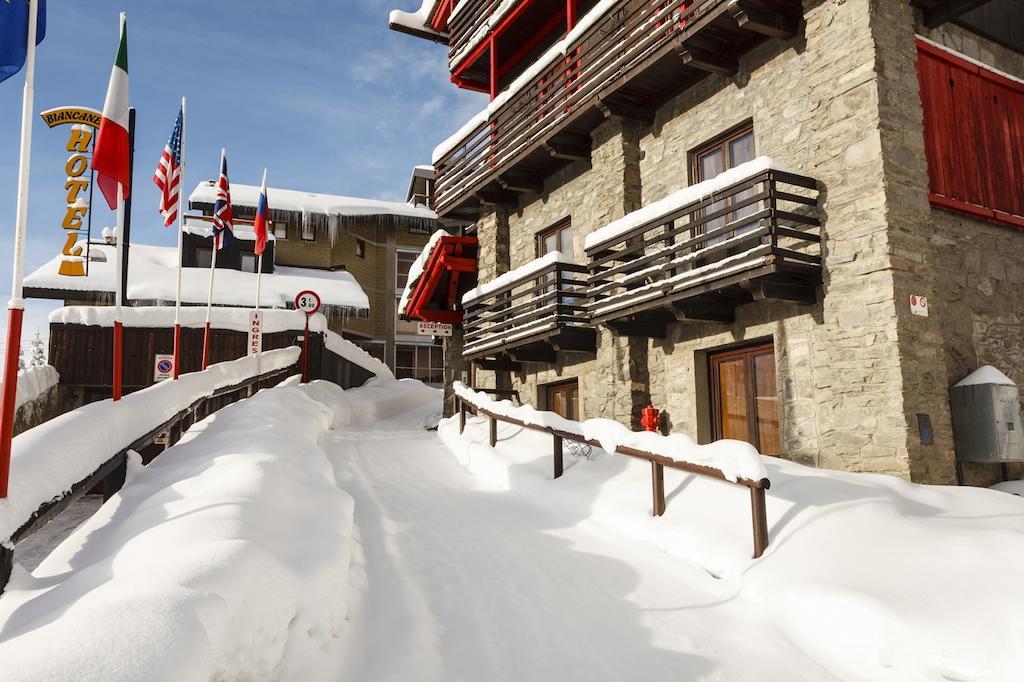 Hotel Biancaneve Sestriere Exterior photo